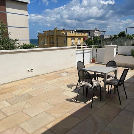Residence Siesta Ρίμινι Εξωτερικό φωτογραφία