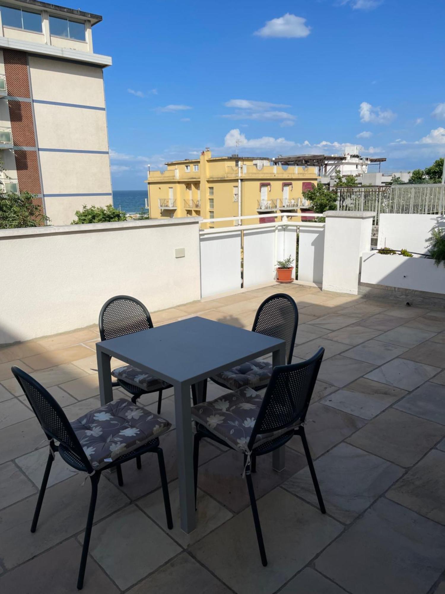 Residence Siesta Ρίμινι Εξωτερικό φωτογραφία
