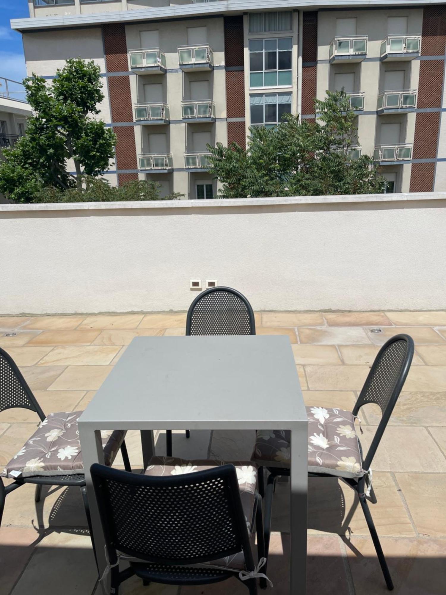 Residence Siesta Ρίμινι Εξωτερικό φωτογραφία