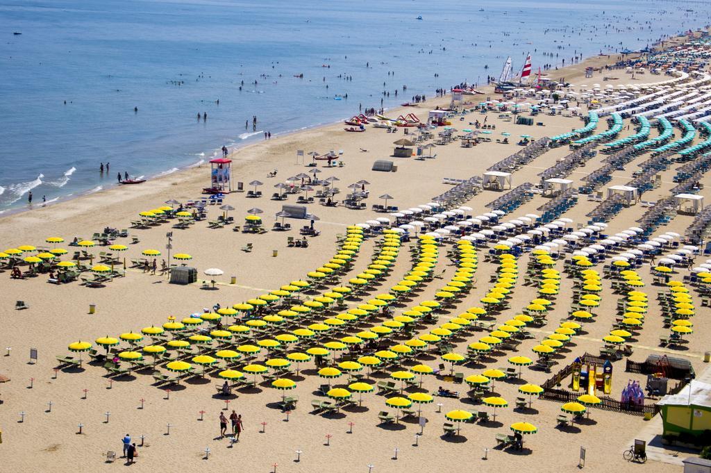 Residence Siesta Ρίμινι Εξωτερικό φωτογραφία